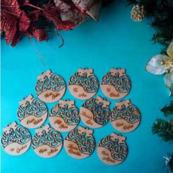 Bolitas Navideñas en Madera
