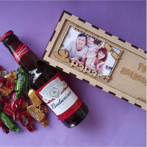 Caja + Botella + Dulces