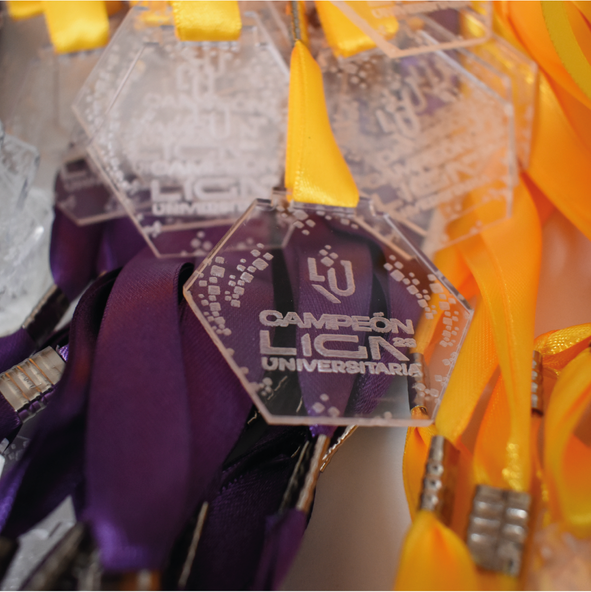 Medallas Acrílico Grabada