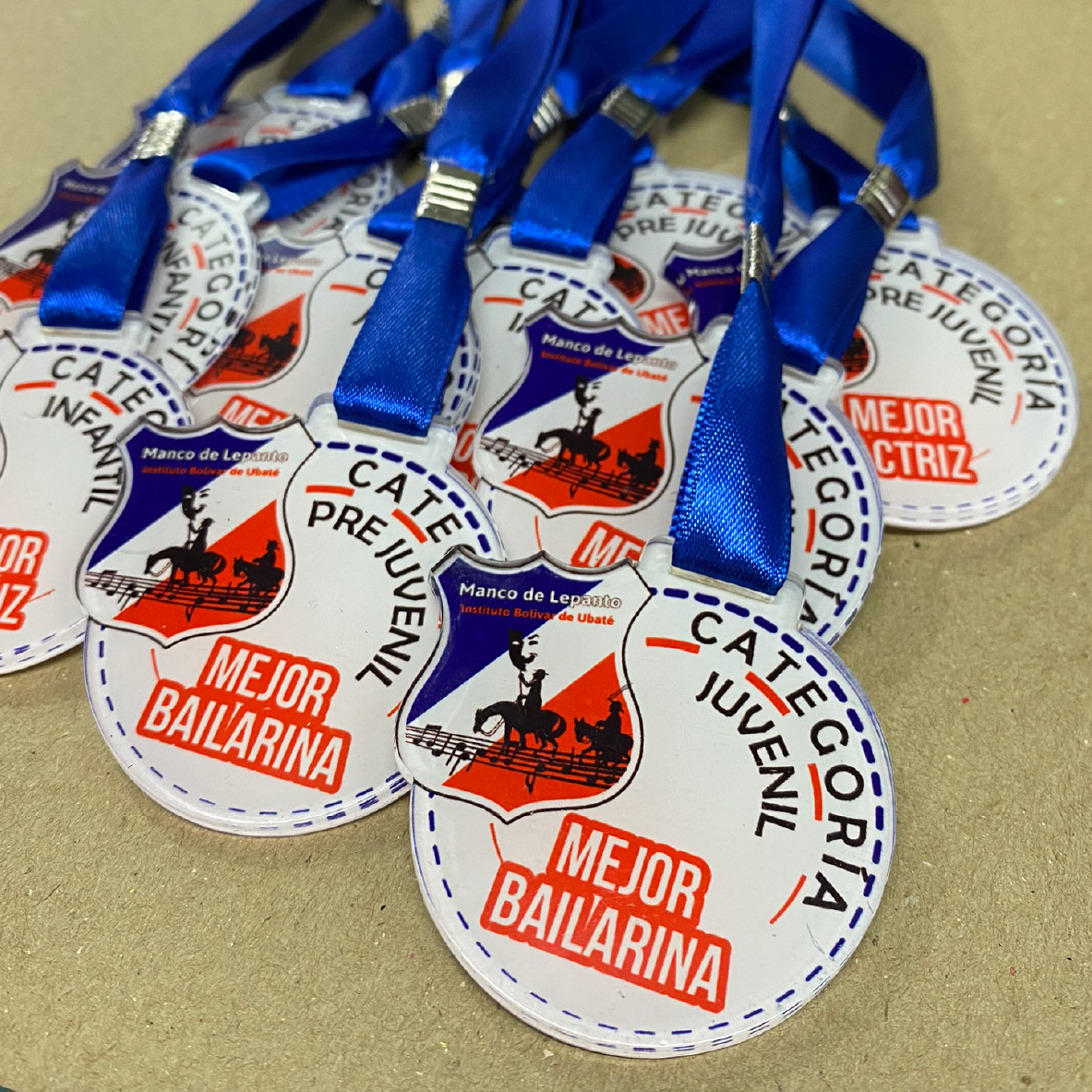 Medallas Color ó Translúcido 1 cara