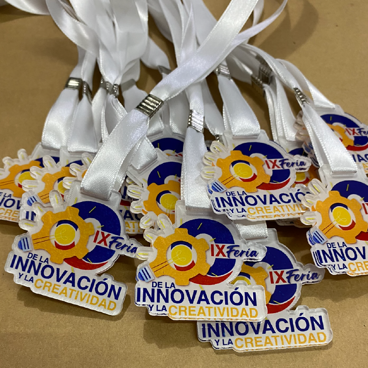 Medallas Color ó Translúcido 1 cara