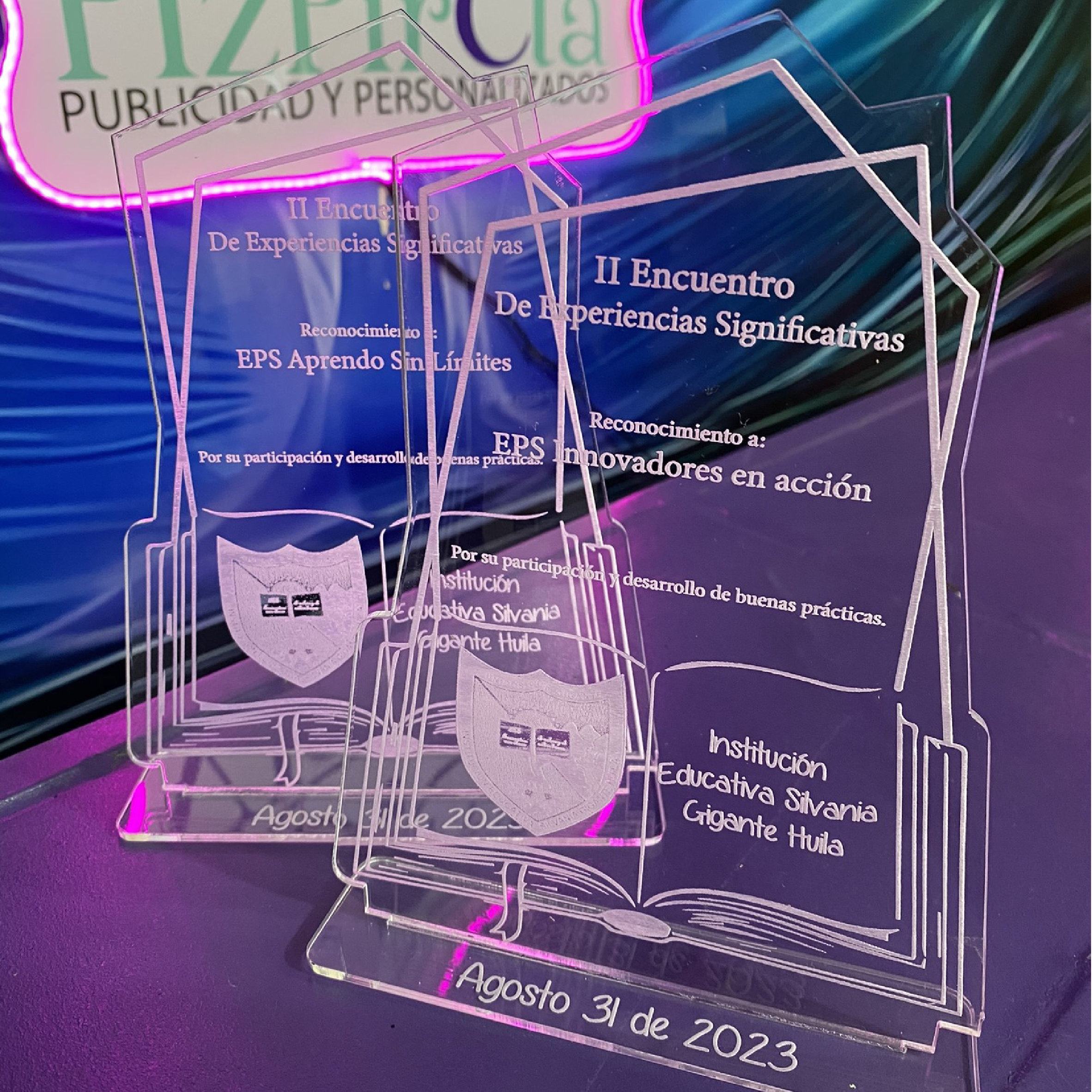 Trofeos Acrílico Grabado