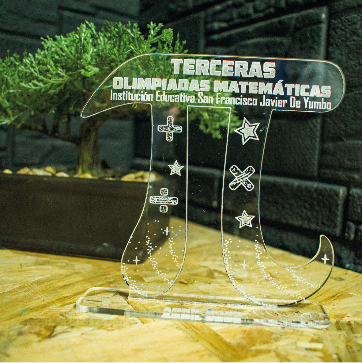 Trofeos Acrílico Grabado